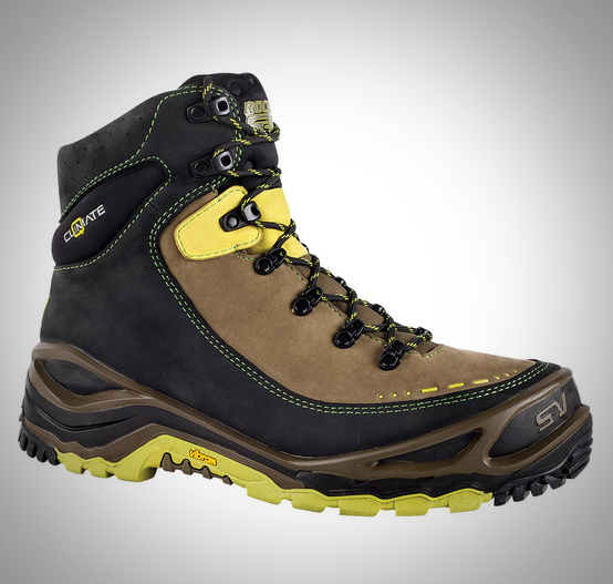 Substratum Direct Attach Hiker with AerothermÂ® zoned thermal insulation. © Adidas