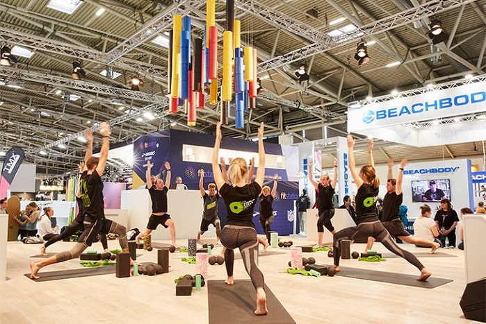 Yoga demonstration at ISPO Munich. © ISPO