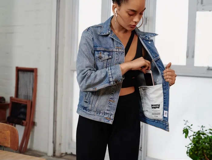 Levi's Smart Trucker Jacket Powered By Google - Denimandjeans, Global  Trends, News and Reports