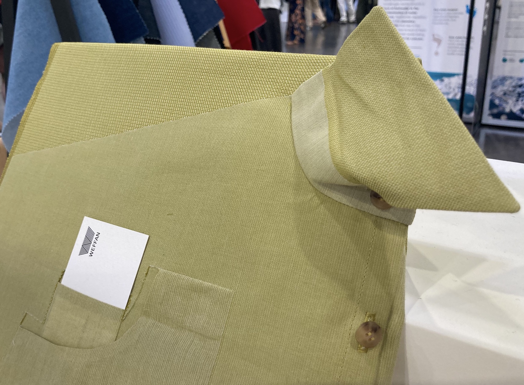 Weffan 3D woven shirt detail at Future Fabrics Expo. © Anne Prahl